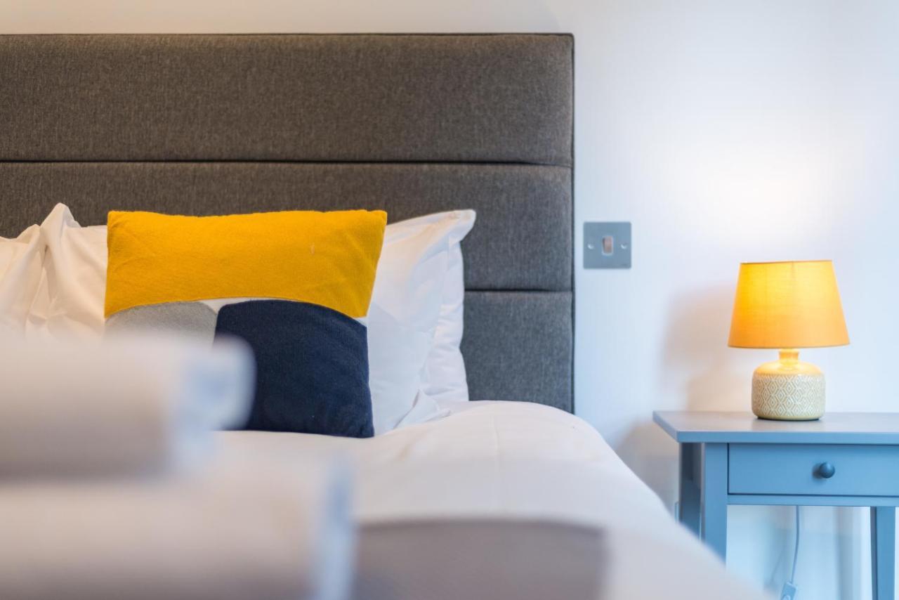 Quartermile Luxury * EDI